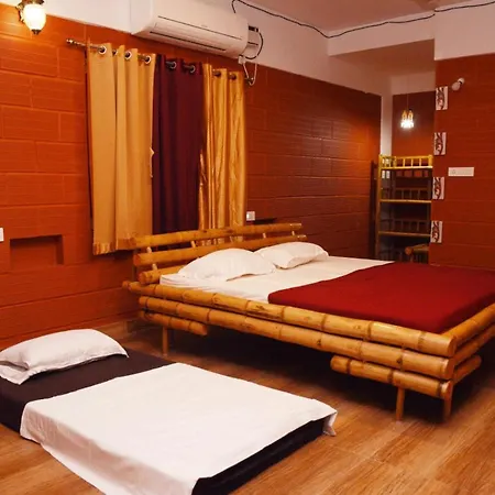 Viruksham Homestay Kumbakonam Exterior photo
